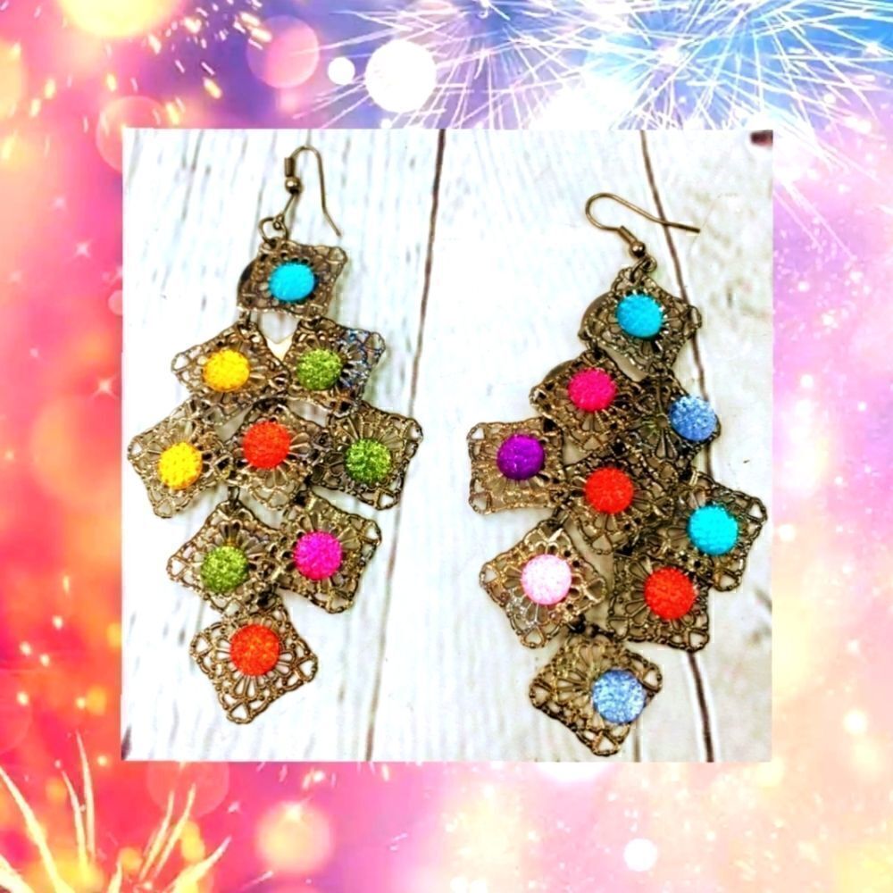 Gorgeous Antique Gold Tone Dangling Earrings Multicolor